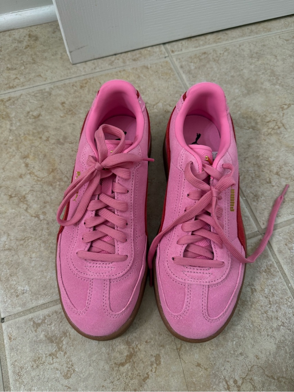 Puma Women’s Pink Sneakers with Red Stripe and Gum Sole - Picture 2 of 3